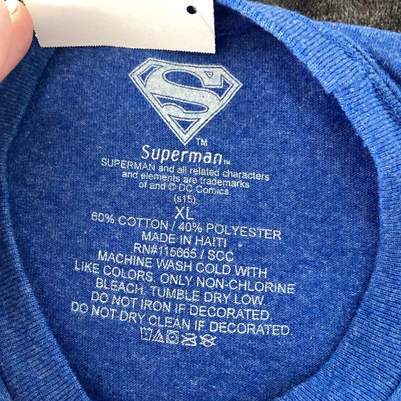 Superman tshirt - Picture 3 of 7